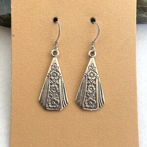 VTG Sterling Silver 925 HPI Engraved Floral Flower Dangle Drop Earrings
